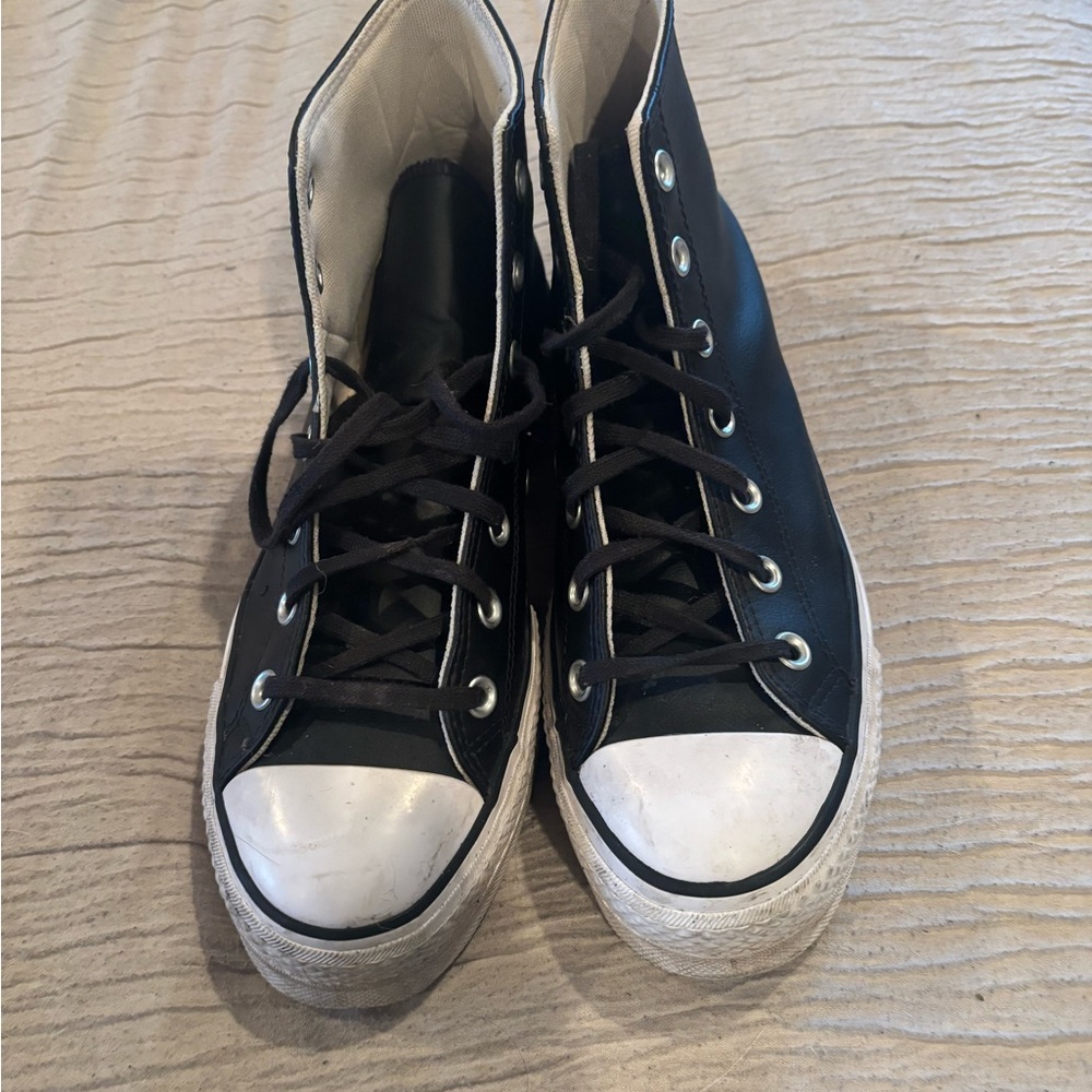 Converse Chuck Taylor Black Leather High-Top Sneakers 9.5/41